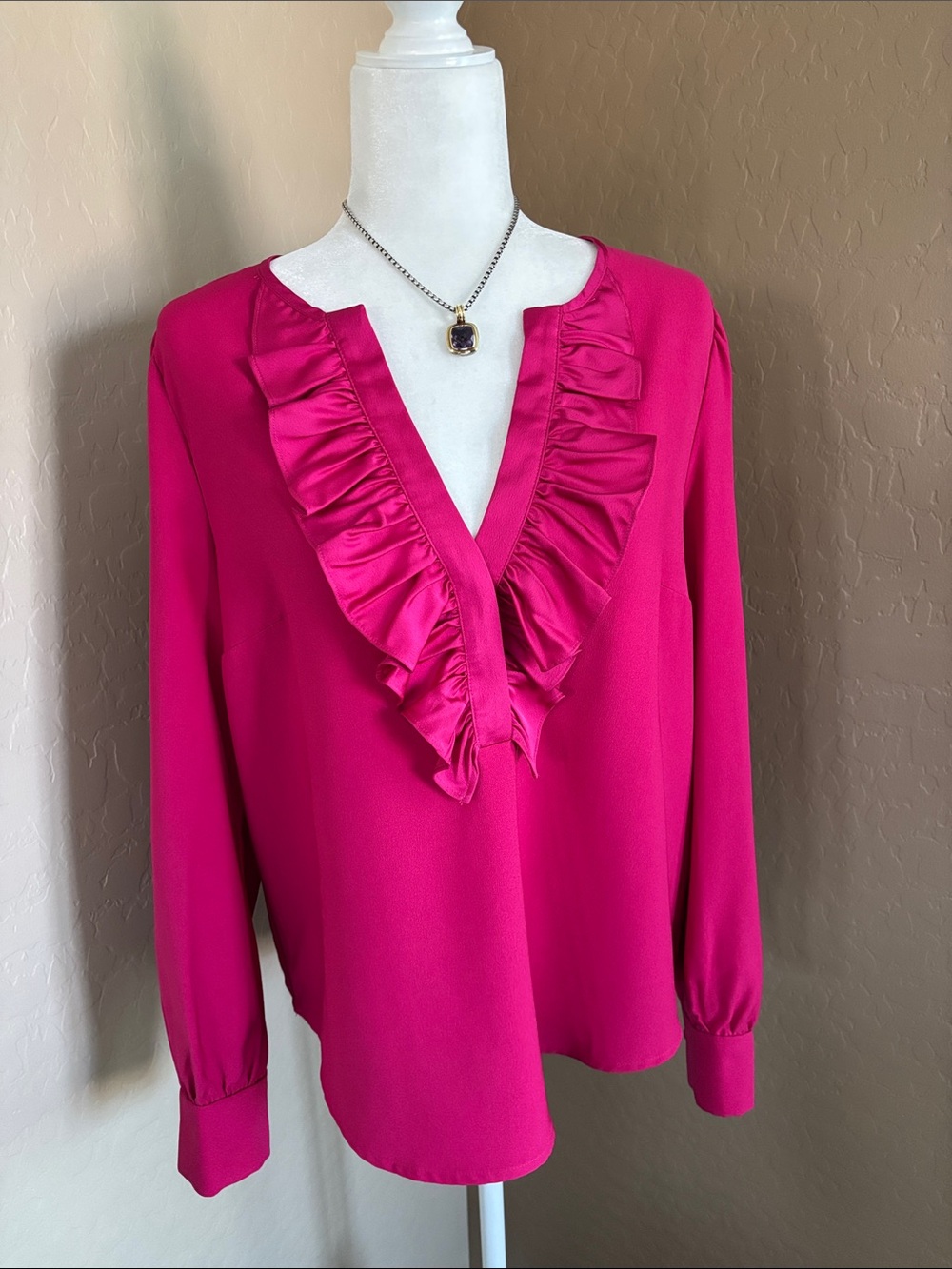 J. CREW 💕 V-Neck Ruffle Blouse - Picture 14 of 14